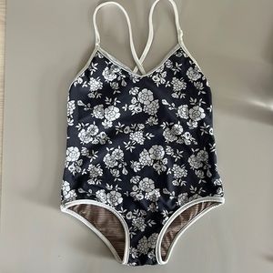 Acacia girls XXL one piece